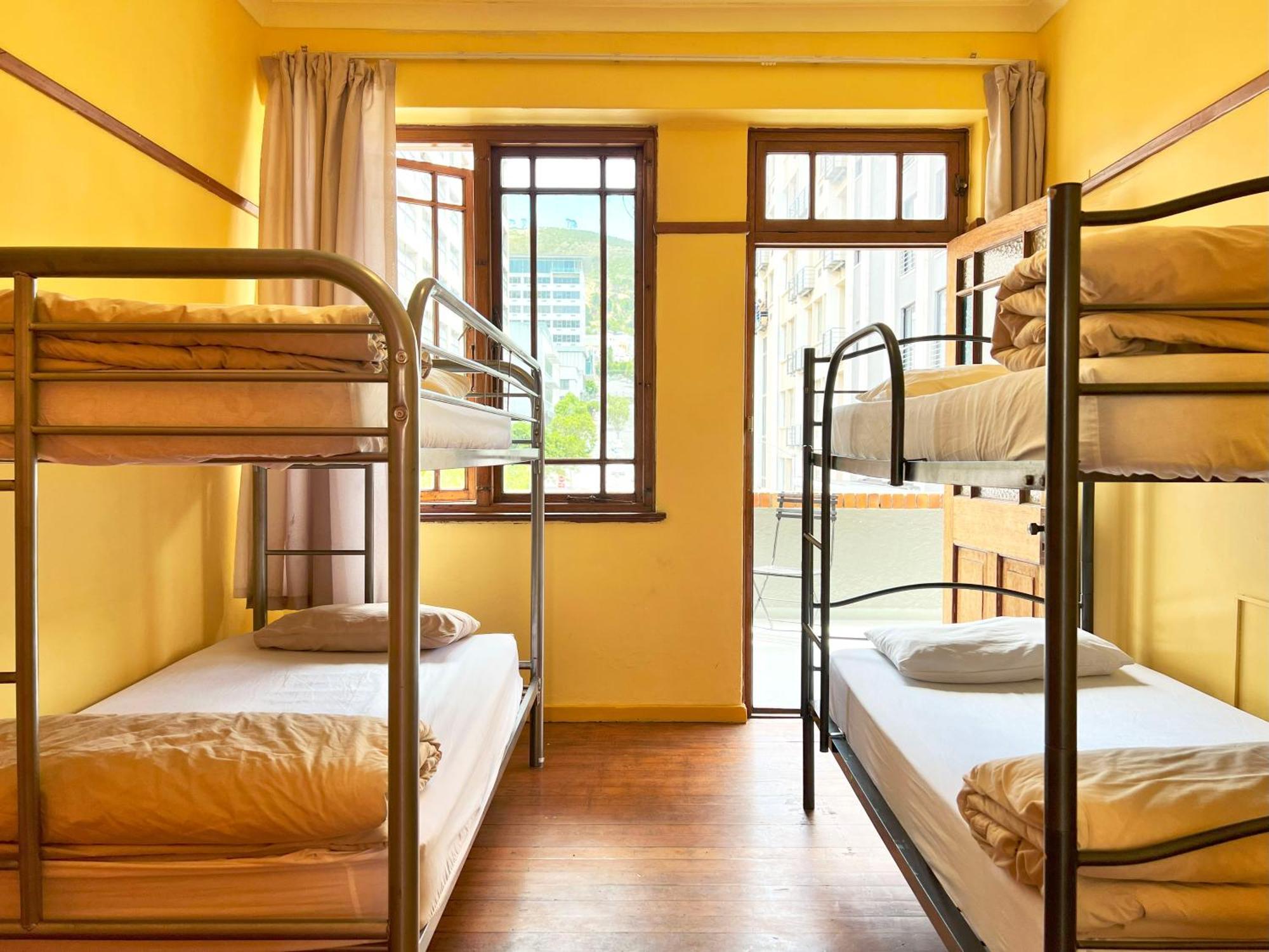 Хостел Long Street Backpackers (Adults Only) Кейптаун Екстер'єр фото